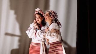 Ostali hlupákmi / Зістали за дураків